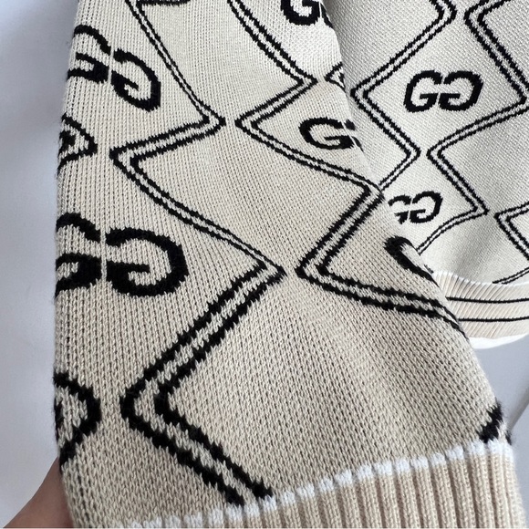 Fashionable Jersey Cardigan - Picture 4 of 4